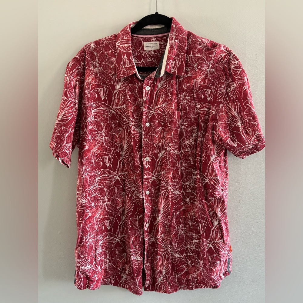 Projek Raw Short-Sleeve Red Floral Button-Up Linen Blend Men’s Shirt Sz. Large